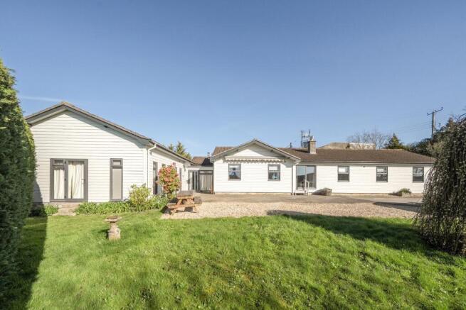 7 bed property, in Evercreech Junction, £650,000