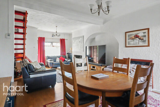 2 bed property, in C Row, £140,000
