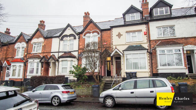5 bed property, in Mere Road, £220,000