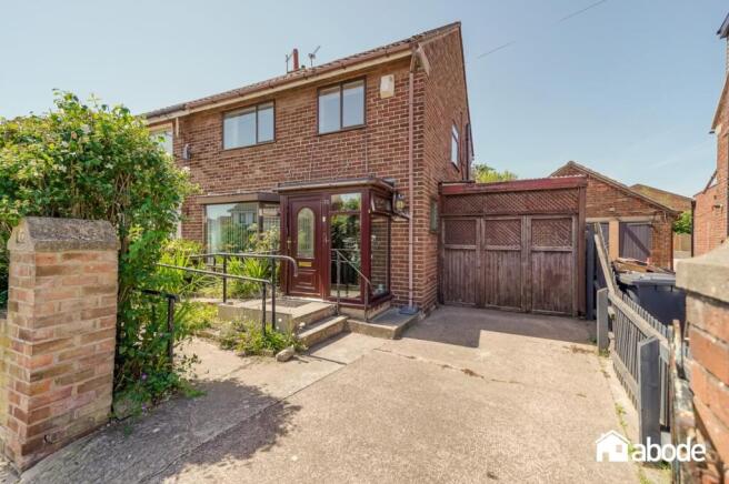 3 bed property, in Runnells Lane, £230,000
