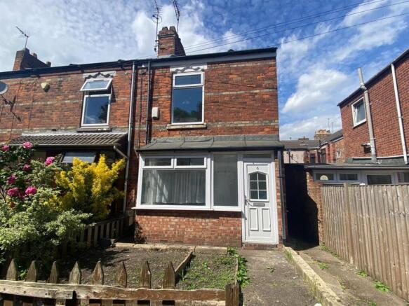 2 bed property, in Melrose Villas, £100,000