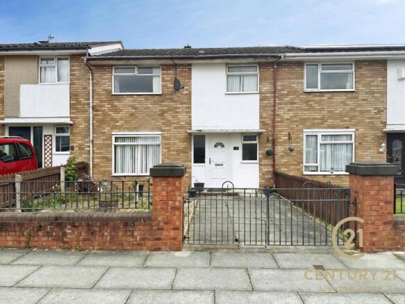 3 bed property, in Broomhill Close, £155,000