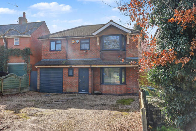 4 bed property, in Leicester Road, £500,000