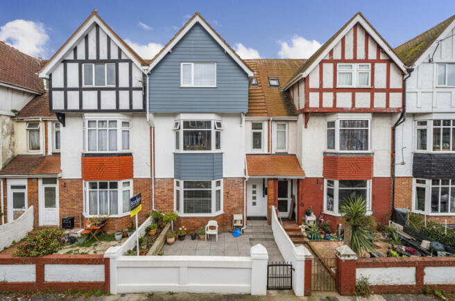 5 bed property, in Norman Road, £400,000