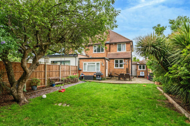 3 bed property, in Dartmouth Road, £700,000