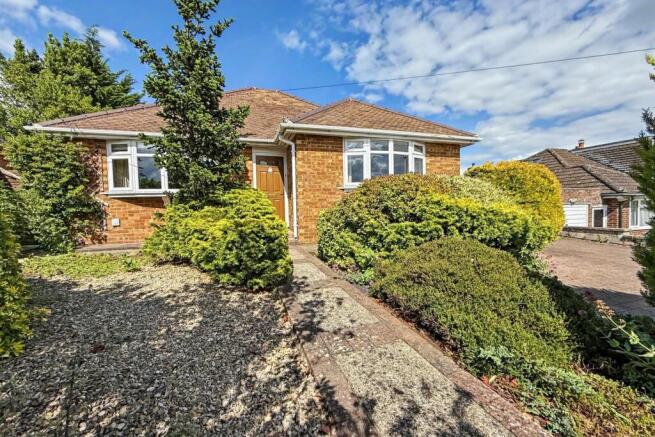 3 bed property, in Salisbury, £525,000