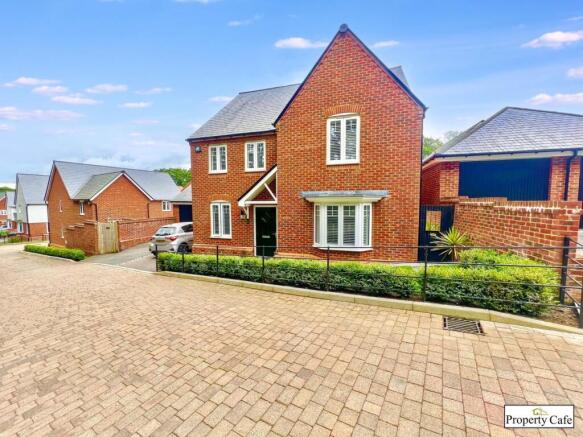 4 bed property, in Levetts Wood, £557,950