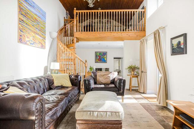 4 bed property, in Corston, £850,000