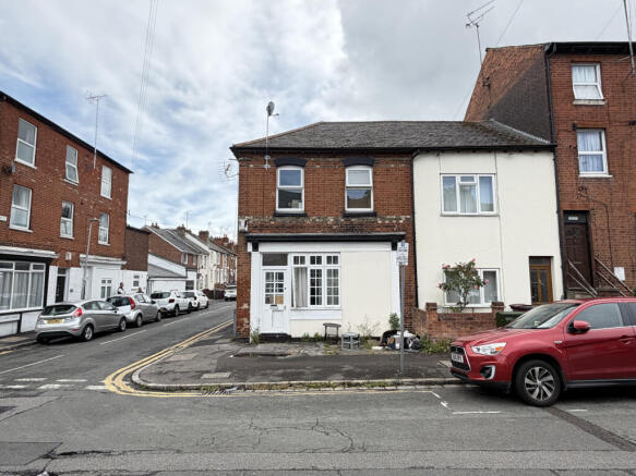 5 bed property, in 62 Bedford Road, £350,000