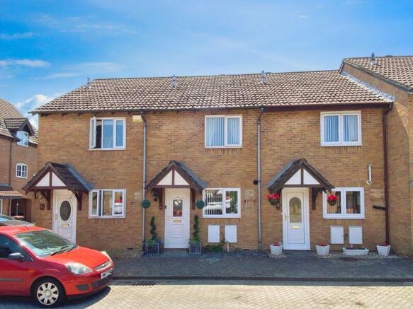 2 bed property, in Sir Charles Crescent, £190,000