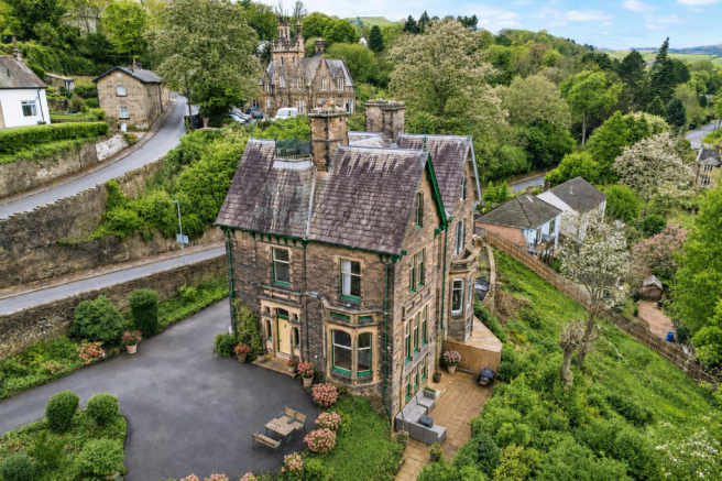 6 bed property, in Spring Gardens Lane, £500,000