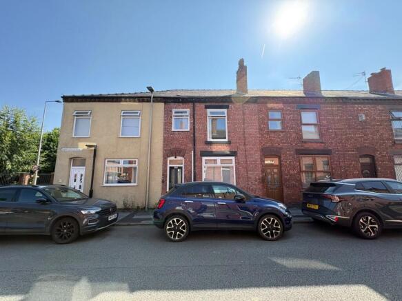 3 bed property, in Hampson Street, £165,000