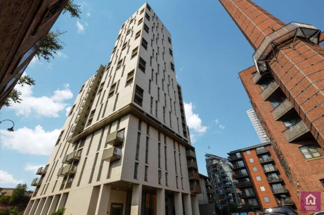 3 bed property, in The Assembly, £320,000