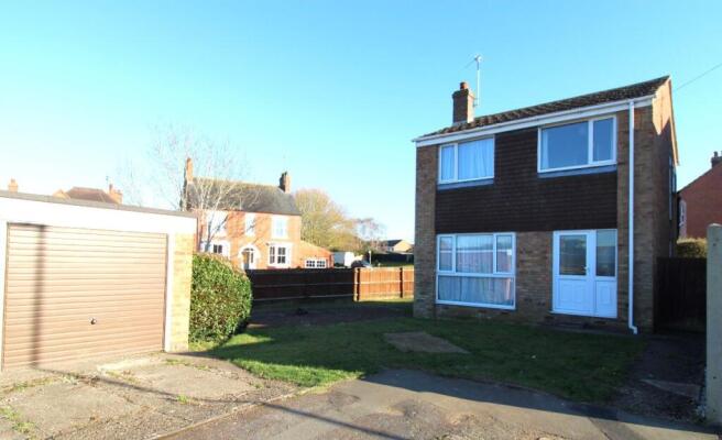 3 bed property, in Mill Road, £325,000