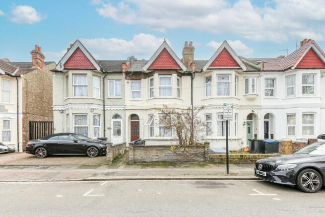 3 bed property, in Croydon, £475,000