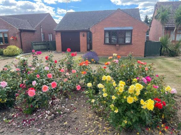 3 bed property, in Sutton Gate, £265,000