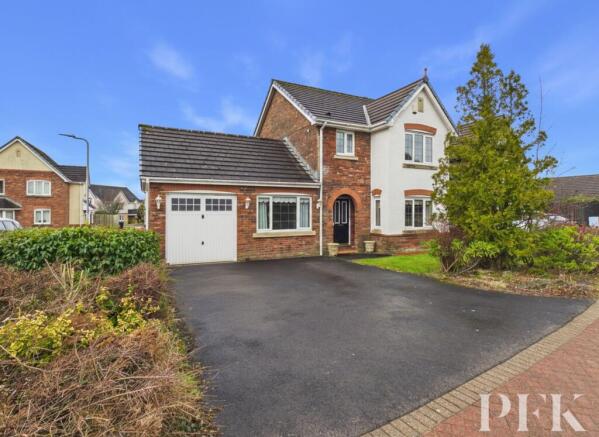 3 bed property, in Threaplands, £250,000