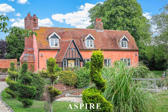 4 bed property, in Moats & Springs, £1,200,000