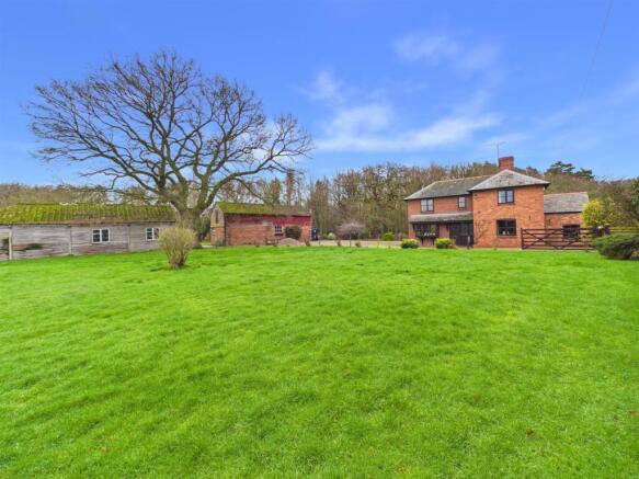 3 bed property, in Trench Bridge Farm, £575,000