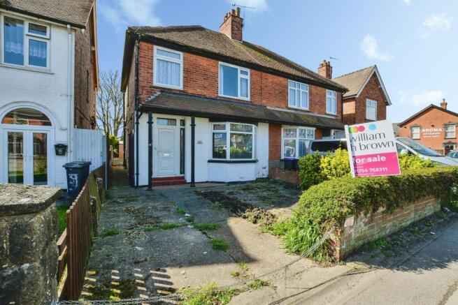 3 bed property, in Burgh Road, £165,000