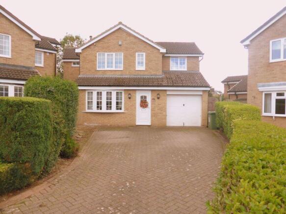 4 bed property, in Griffiths Close, £340,000