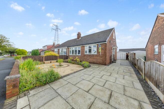 3 bed property, in Gainsborough Road, £259,000
