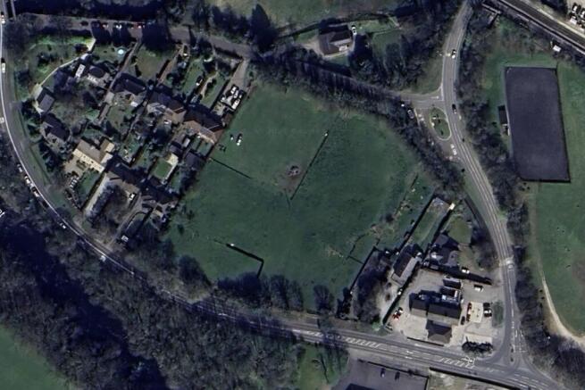 Land, in Hathersage Road, £30,000