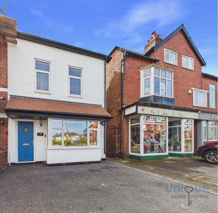 3 bed property, in Church Road, £240,000