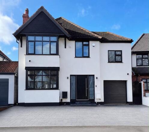 4 bed property, in Rosemary Avenue, £425,000