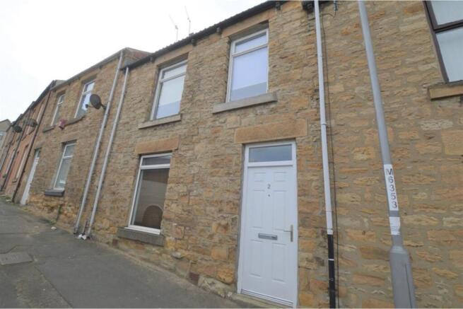2 bed property, in Church Terrace, £84,995