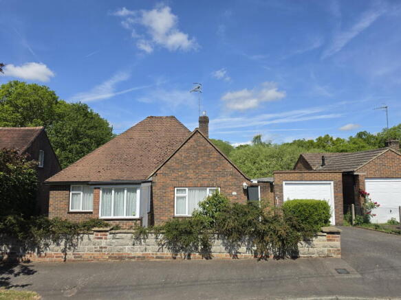 4 bed property, in Nursery Hill, £650,000