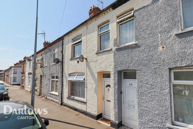 2 bed property, in North Clive Street, £220,000