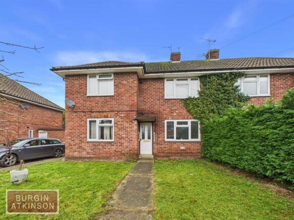 2 bed property, in Lowfield, £70,000