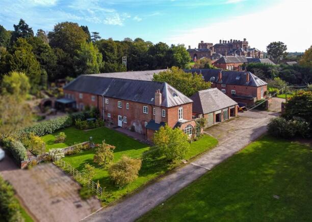 4 bed property, in The Bothy (and Barns for conversion), £995,000