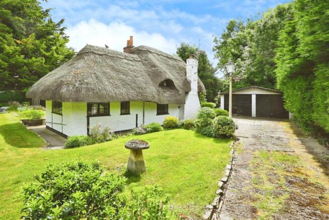 4 bed property, in 36A Elm Road, £925,000
