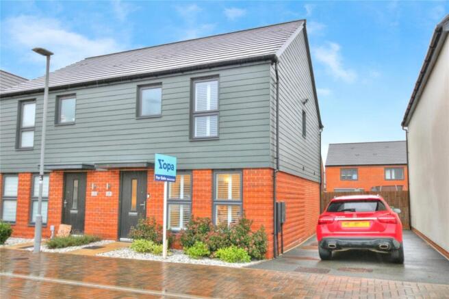 3 bed property, in Martin Avenue, £390,000