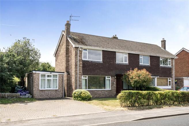 4 bed property, in Swindon Lane, £400,000