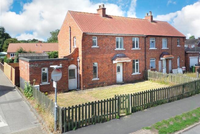 3 bed property, in 12 Princess Road, £185,000