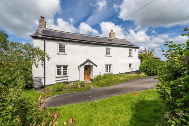 3 bed property, in Merton, £599,000