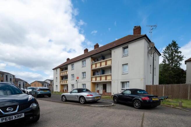 1 bed property, in The Glade, £214,999