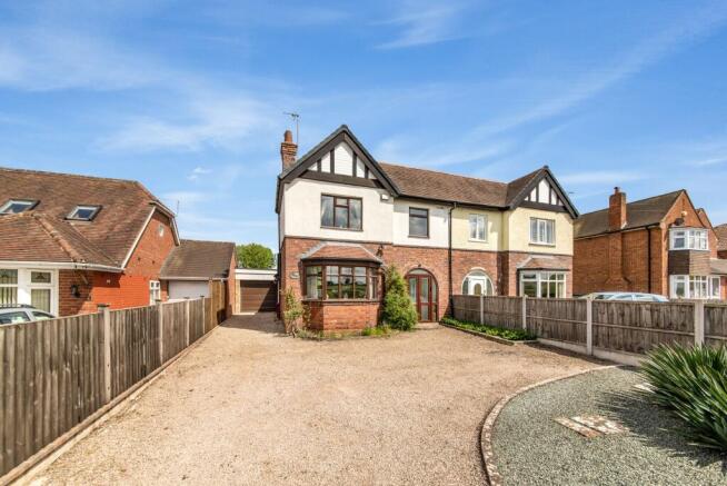 3 bed property, in Bridgnorth Road, £339,950
