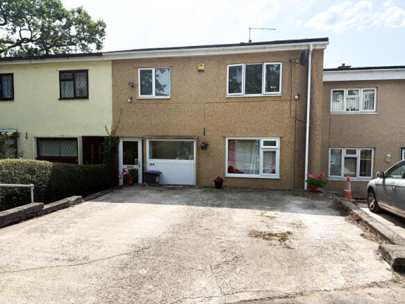 3 bed property, in Chepstow Rise, £170,000