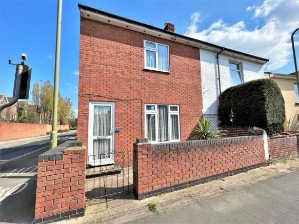 3 bed property, in Grove Road, £235,000