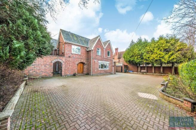6 bed property, in Knighton Grange Road, £1,600,000