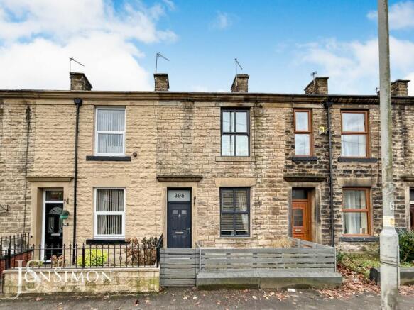 2 bed property, in Tottington Road, £168,000