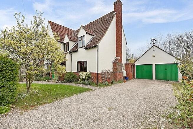 4 bed property, in Queen Street, £800,000