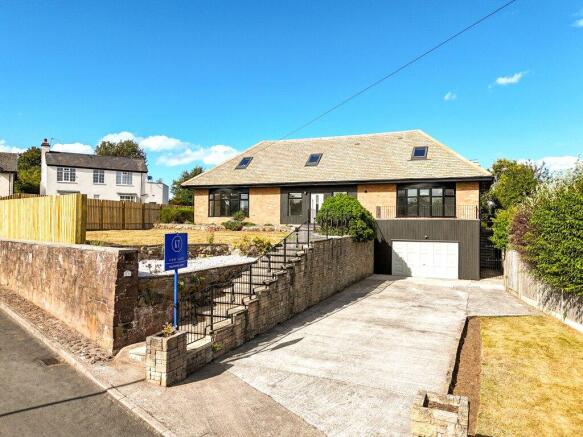 4 bed property, in Buffs Lane, £695,000