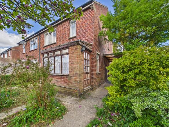 2 bed property, in Hitchcock Place, £150,000