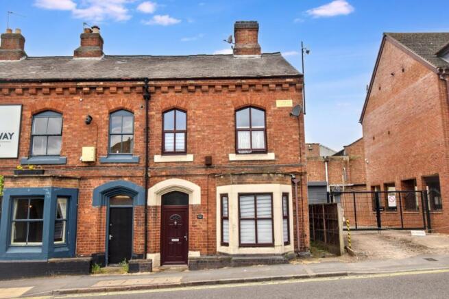 4 bed property, in Vincent House, £180,000