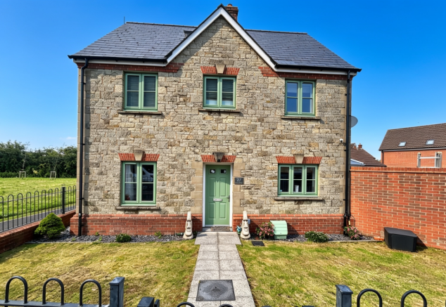 5 bed property, in Indus Road, £375,000